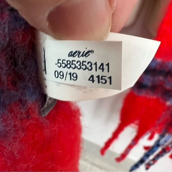 Aerie Red and Blue Super soft fringed blanket scarf - Picture 10 of 13